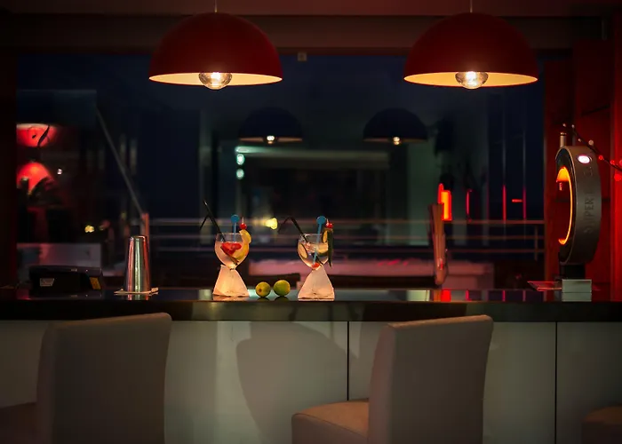 洛卡马尔专享酒店及spa - 仅限成人 4*